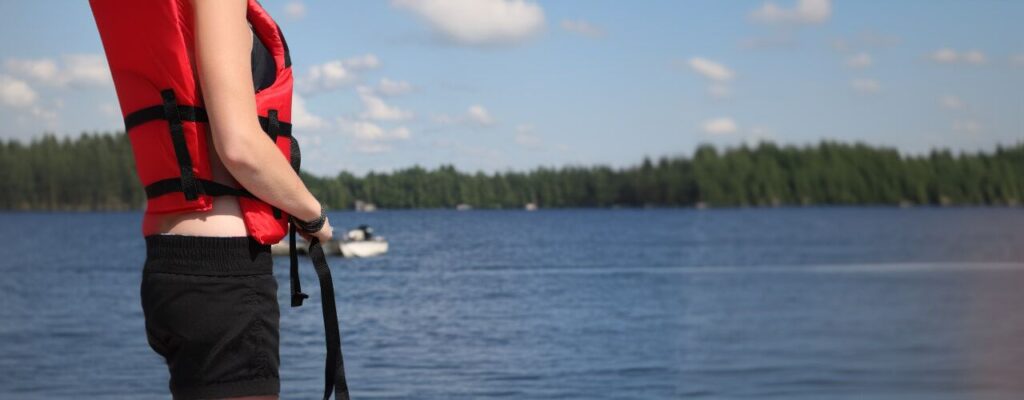 Jensens-Marina-Safe-at-Sea-How-to-Choose-a-Life-Vest