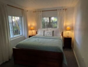 king-suites-jensens-marina